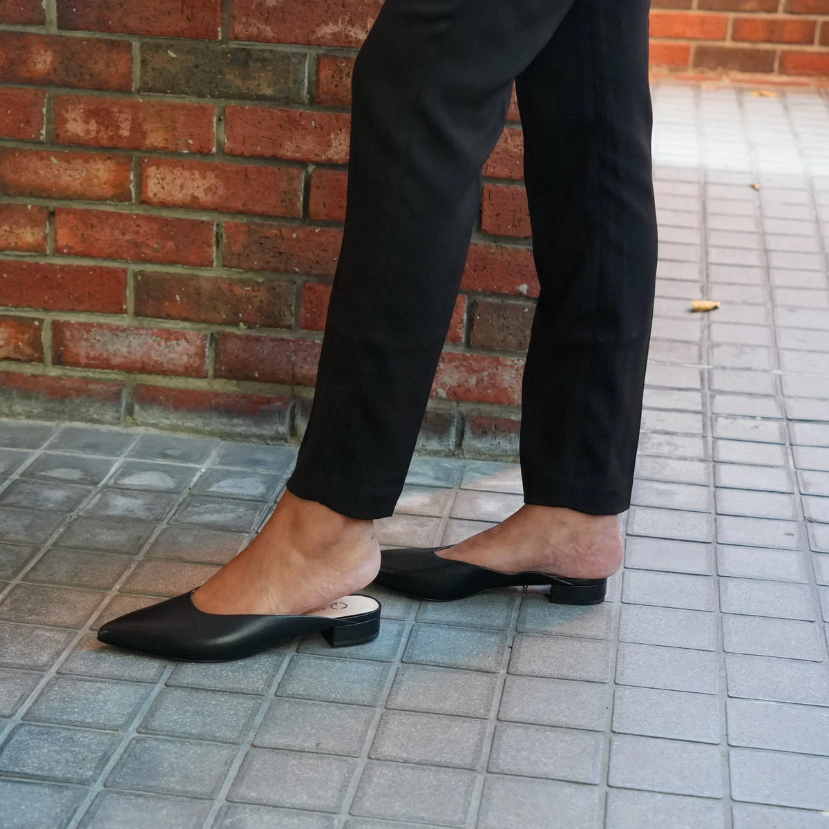 Sustainable Black Point Slides | Alterre Interchangeable, Eco-Friendly Footwear