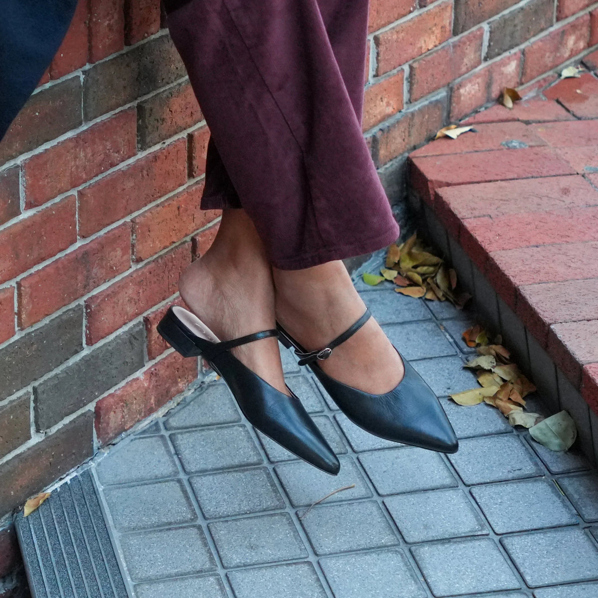 Sustainable Black Point Slides | Alterre Interchangeable, Eco-Friendly Footwear