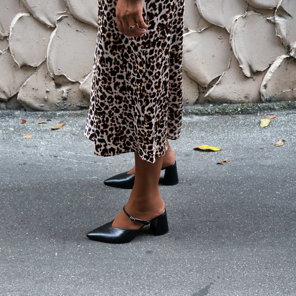 Shop Black V Mule + Twiggy Strap | Customizable, Comfortable & Sustainable Shoes That Give Back – Ethical Luxury by Alterre